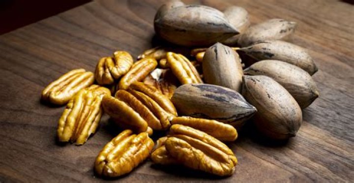 Are pecans native to Oklahoma