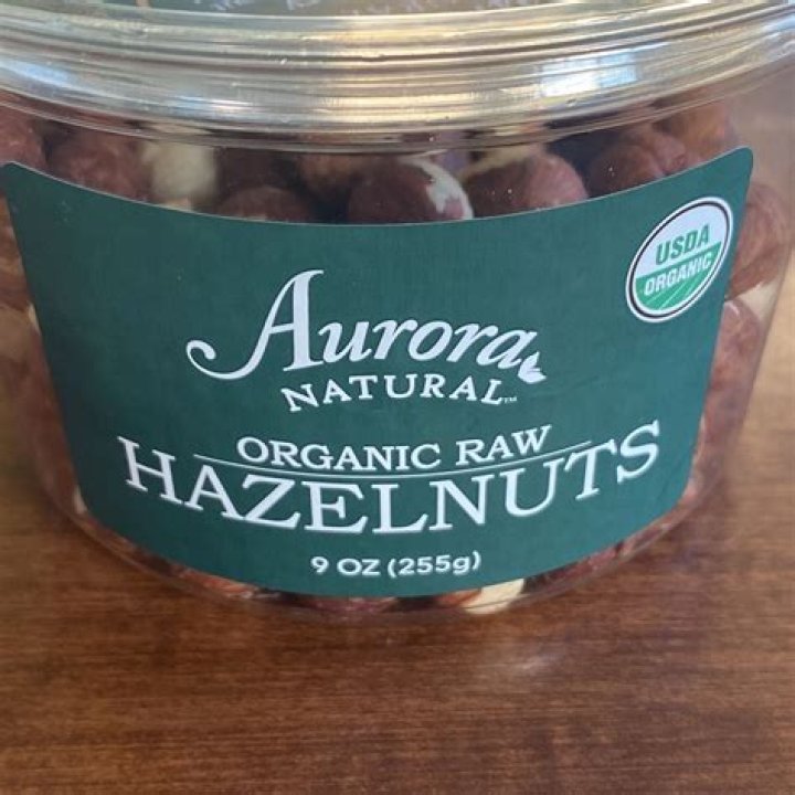 Are raw hazelnuts good for you