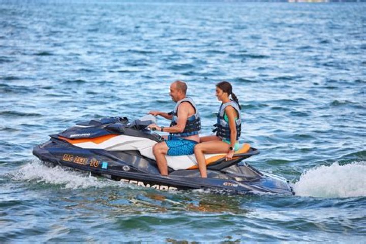 Do you need a license to drive a jet ski in Virginia