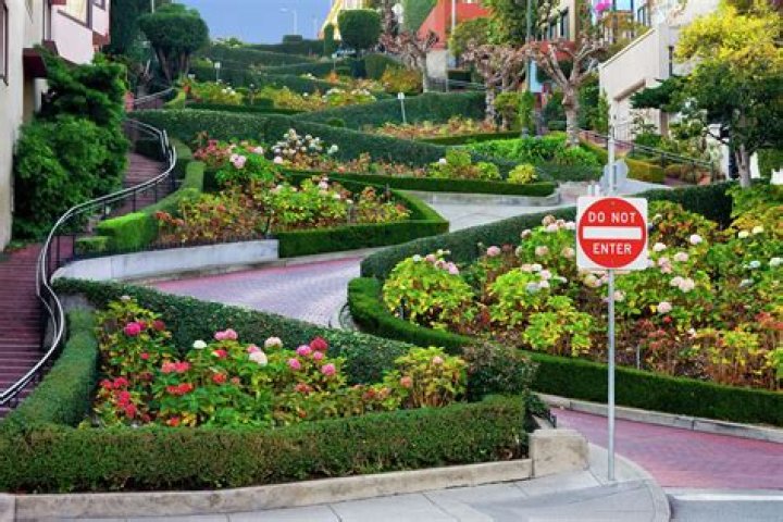 How do you get to Lombard Street in San Francisco