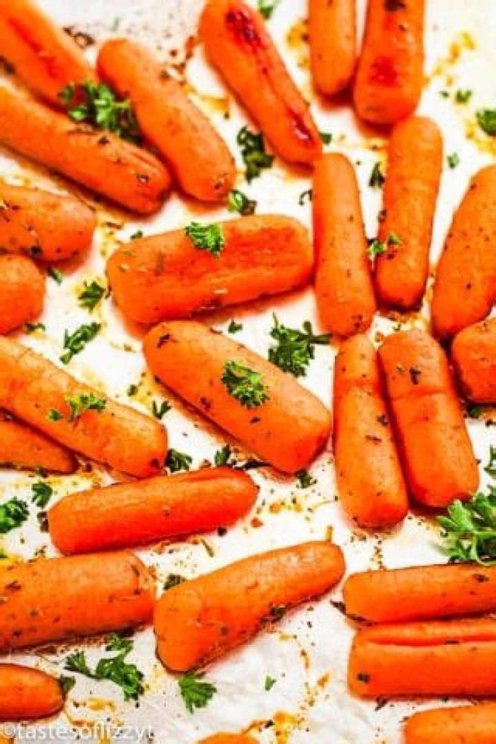 How do you reheat cooked carrots