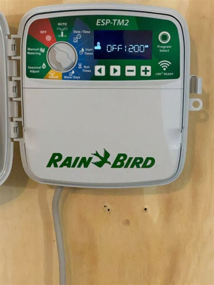 How do you reset Rainbird ESP 6tm?