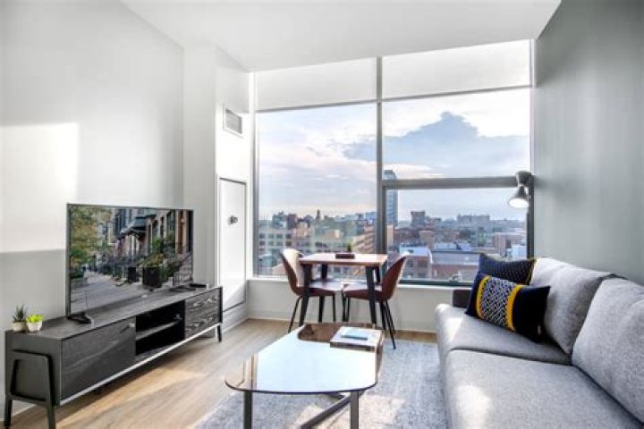 How do you sublet an apartment in Chicago