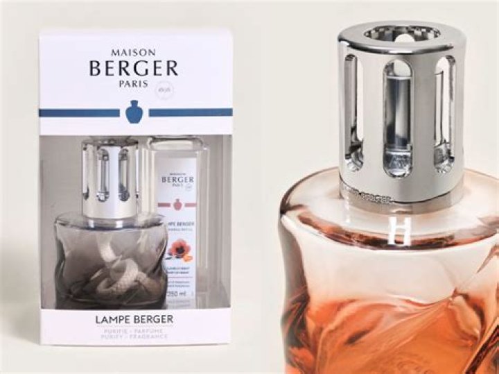 How does a Berger lamp work