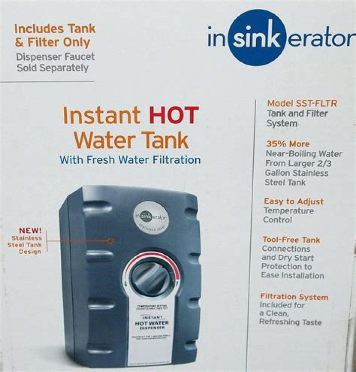 How does the SST-FLTR hot water dispenser work?