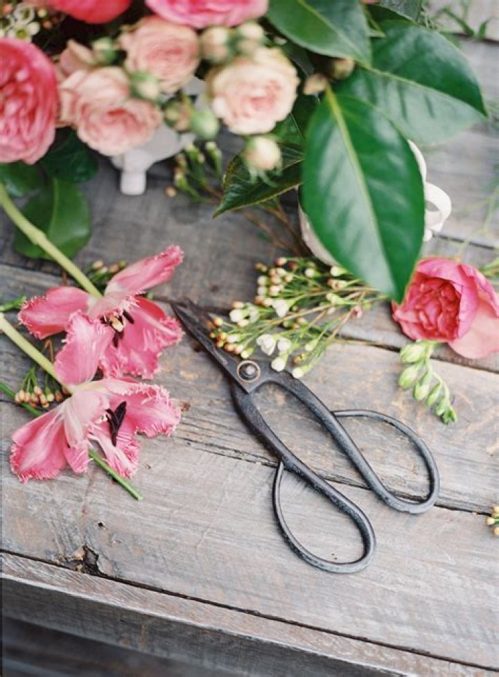 How much do floral designers make