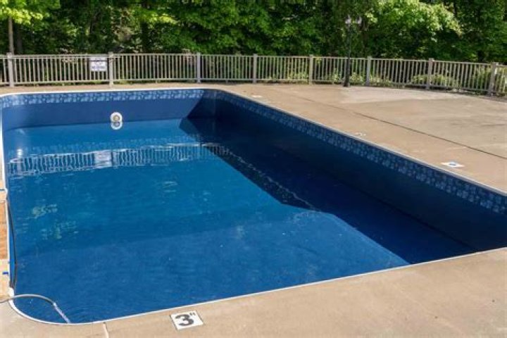 How much does an inground pool liner cost