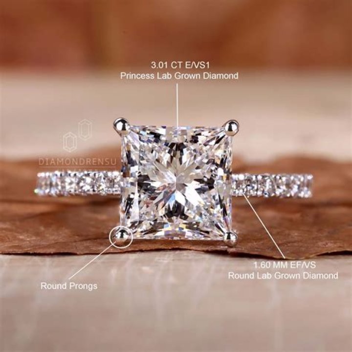 How much is a 3 kt diamond ring
