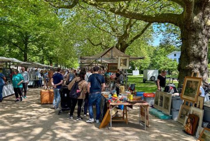 Is the antique market dead