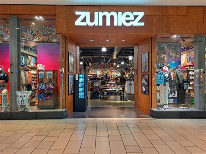 What brands sell zumiez