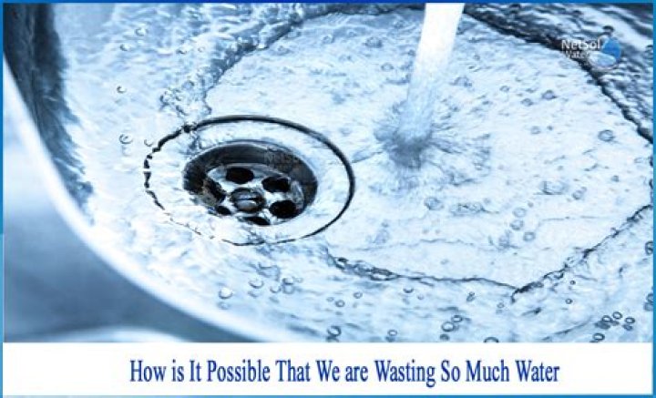 What happens if water is shut off while dishwasher is running?