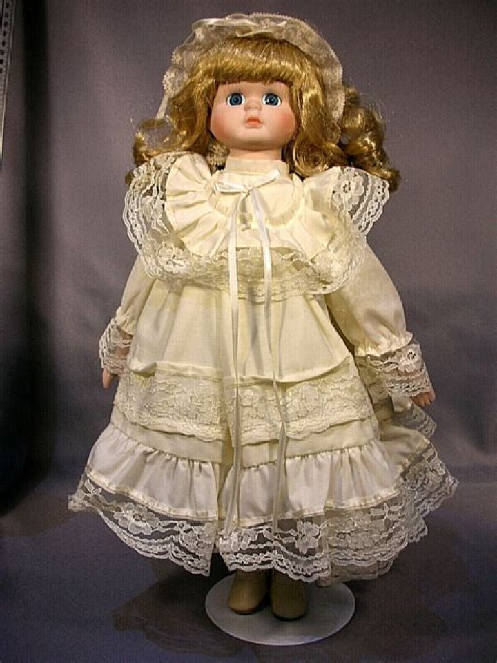 What were dolls made of in 1950s